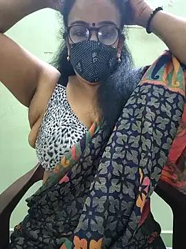 sweet-lotus on StripChat
