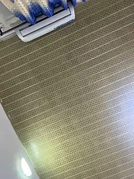 sweet1111 on StripChat 