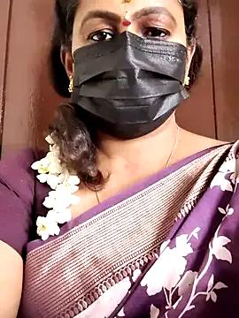 Sweetie_swetha37 on StripChat 