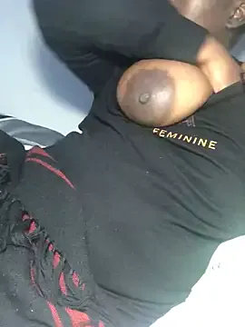 sweett_shaley on StripChat 