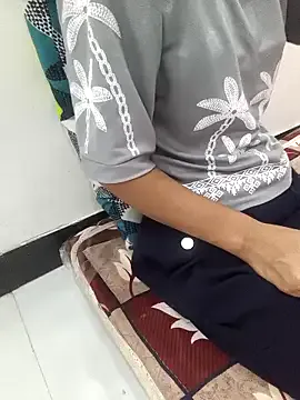 Urs_sassyshikha — Bath show pussy Fingring ad ass hole