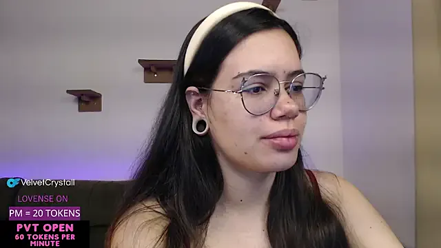 Velvetcrystall on StripChat 