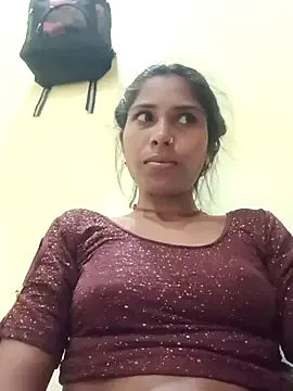 Veshali_Love143 on StripChat