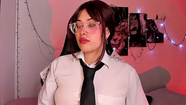 willow_poisson on StripChat 