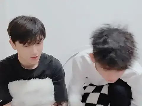 xiaojie2563 on StripChat