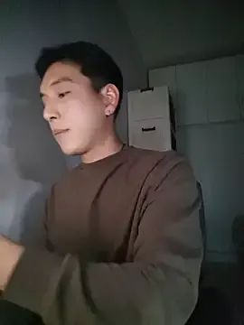 xqcbb_10 — Group on StripChat